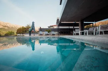 Villa in Baška for 8 Guests with Heated Pool