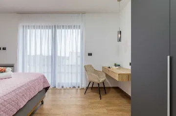 Villa with Saltwater Pool in Juršići