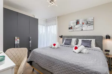 Villa with Saltwater Pool in Juršići