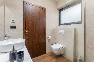 Villa with Saltwater Pool in Juršići