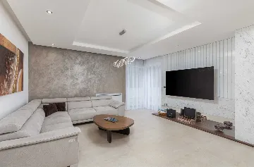 Villa with Saltwater Pool in Juršići