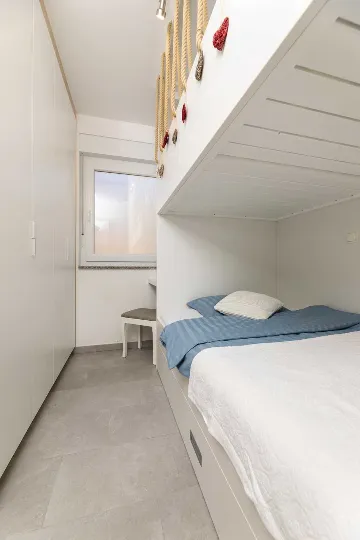 Apartment in Čižići (Krk) with Private Heated Jacuzzi