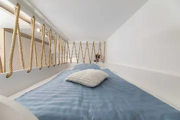 Apartment in Čižići (Krk) with Private Heated Jacuzzi