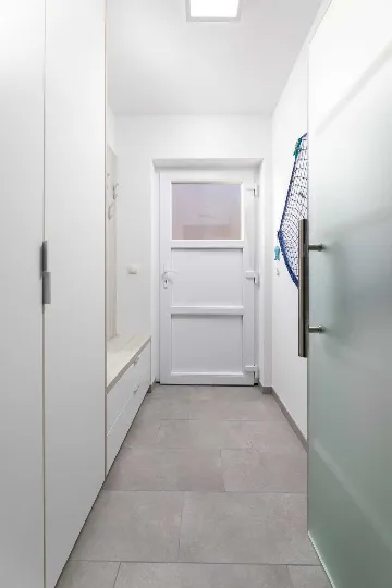 Apartment in Čižići (Krk) with Private Heated Jacuzzi