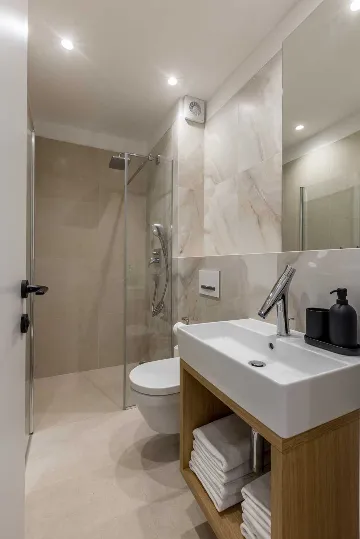 3-Bedroom Villa for 6 Guests in Pijavičino