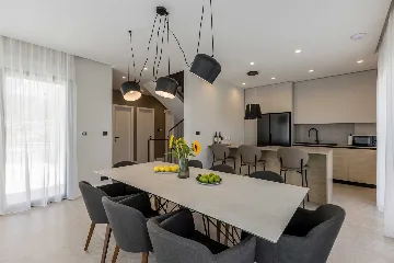 3-Bedroom Villa for 6 Guests in Pijavičino