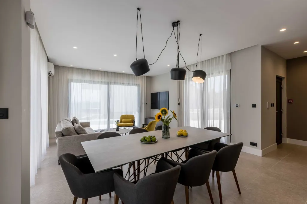 3-Bedroom Villa for 6 Guests in Pijavičino