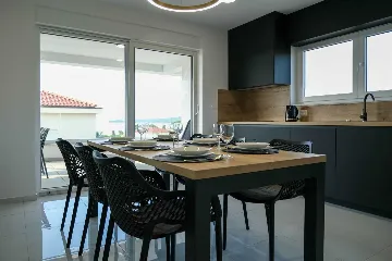 Coastal Elegance Apartment Malinska