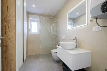 Coastal Elegance Apartment Malinska