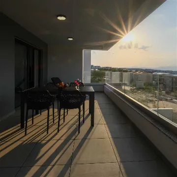 Coastal Elegance Apartment Malinska