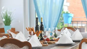 Villa with Heated Pool in Nedešćina for up to 8