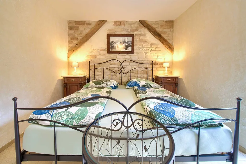 Šilo (Krk) Villa for 8 Guests with Heated Pool