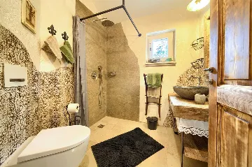 Šilo (Krk) Villa for 8 Guests with Heated Pool