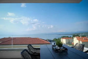 Sea-View Apartment with Balcony in Malinska (Krk)