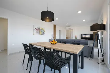 Sea-View Apartment with Balcony in Malinska (Krk)