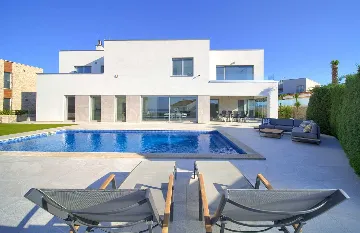 Villa with Private Pool and Sea View in Krk
