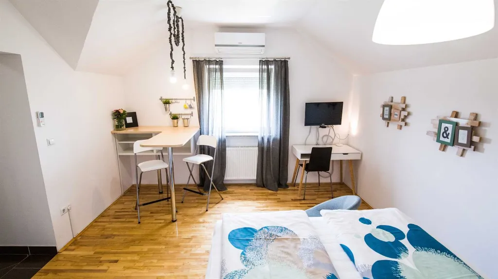 Double Room with Garden View in Velika Gorica