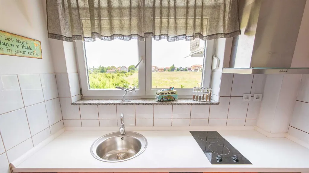 1-Bedroom Garden-View Apartment in Velika Gorica