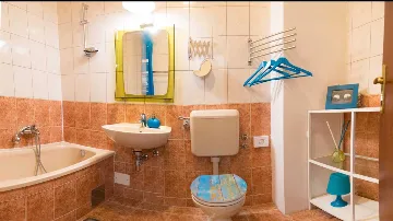 1-Bedroom Garden-View Apartment in Velika Gorica