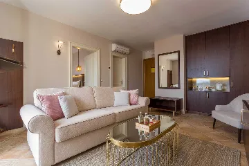 Hvar Sea-View Apartment for 2 Adults and Children