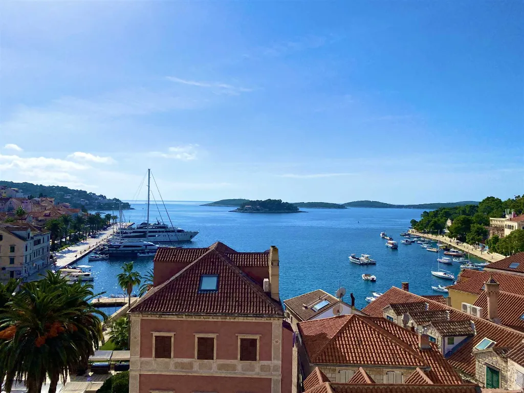 Sea-View Apartment in Hvar with Balcony