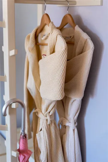 Sea View Apartment for 3 Guests in Hvar