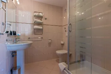 Sea View Apartment for 3 Guests in Hvar