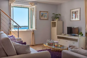 Sea View Apartment in Hvar for Up to 5 Guests