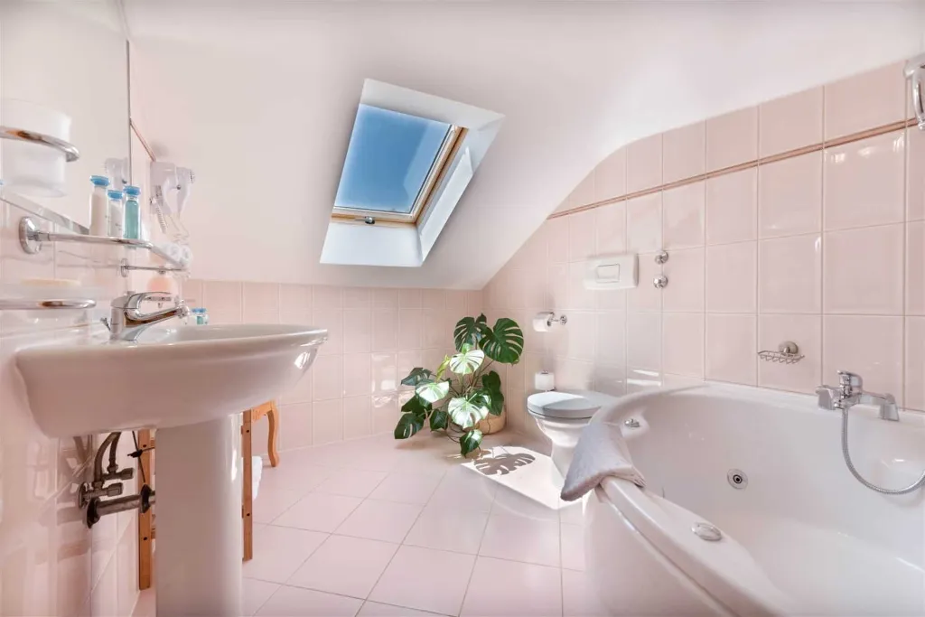 Sea View Apartment in Hvar for Up to 5 Guests