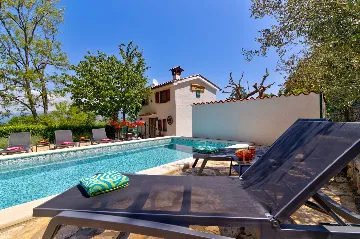 Kršan Holiday House with Swimming Pool