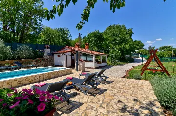 Kršan Holiday House with Swimming Pool
