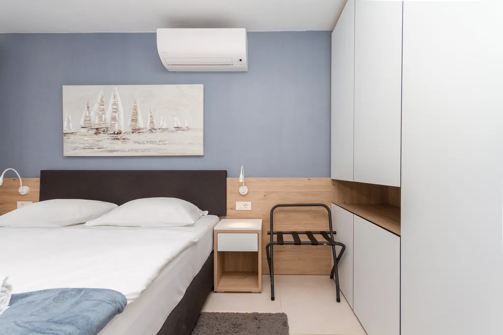 One-Bedroom Apartment in Umag for Up to 4