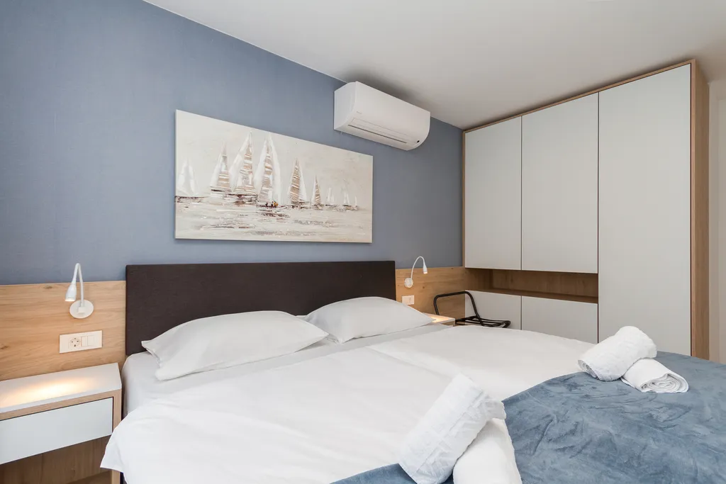 One-Bedroom Apartment in Umag for Up to 4
