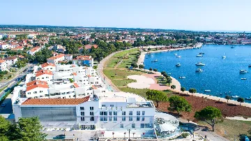 One-Bedroom Apartment in Umag for Up to 4