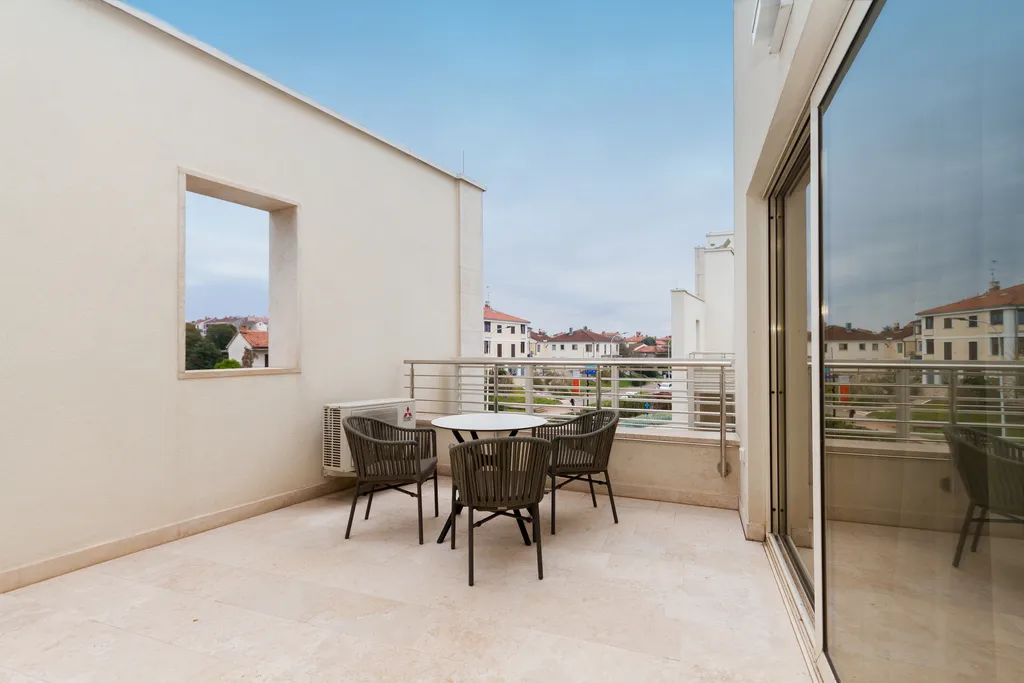One-Bedroom Apartment with Sea-View Terrace in Umag