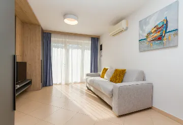 Studio Apartment with Terrace in Umag for 2