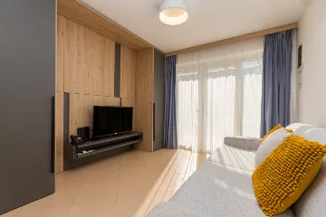 Studio Apartment with Terrace in Umag for 2