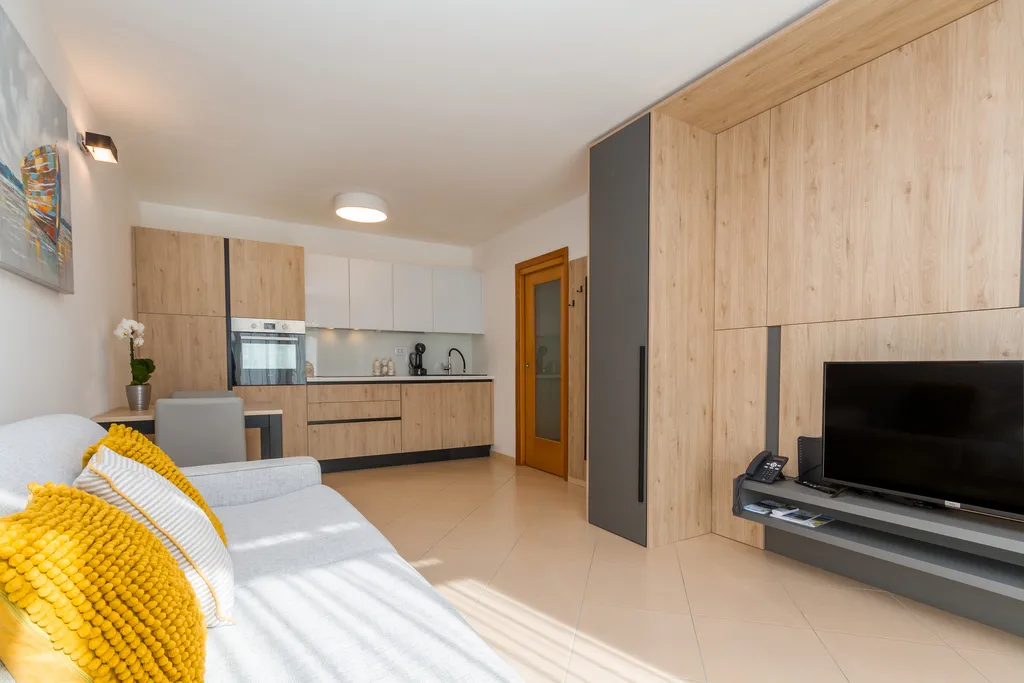 Studio Apartment with Terrace in Umag for 2