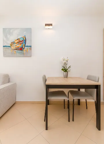 Studio Apartment with Terrace in Umag for 2