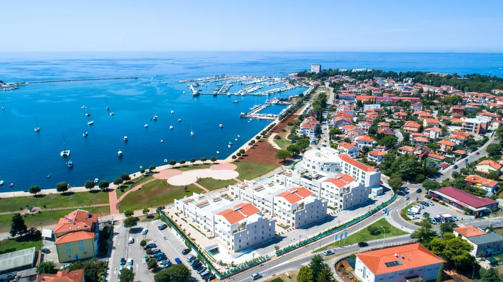 Studio Apartment with Terrace in Umag for 2