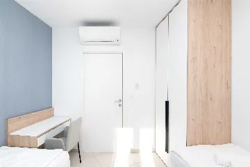 3-Bedroom Sea-View Apartment in Umag