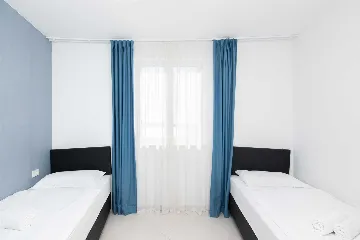 3-Bedroom Sea-View Apartment in Umag