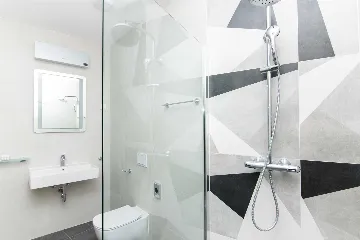 3-Bedroom Sea-View Apartment in Umag