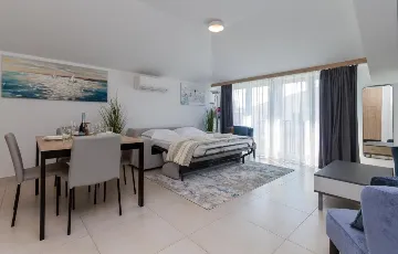 1-Bedroom Apartment in Umag (Up to 4 Guests)