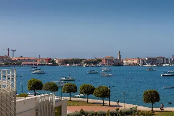 1-Bedroom Apartment in Umag (Up to 4 Guests)