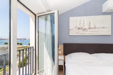 1-Bedroom Apartment in Umag (Up to 4 Guests)