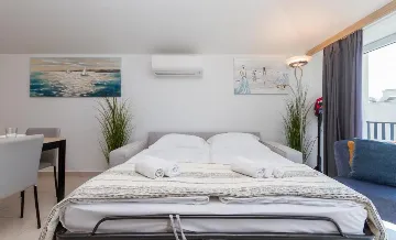 1-Bedroom Apartment in Umag (Up to 4 Guests)