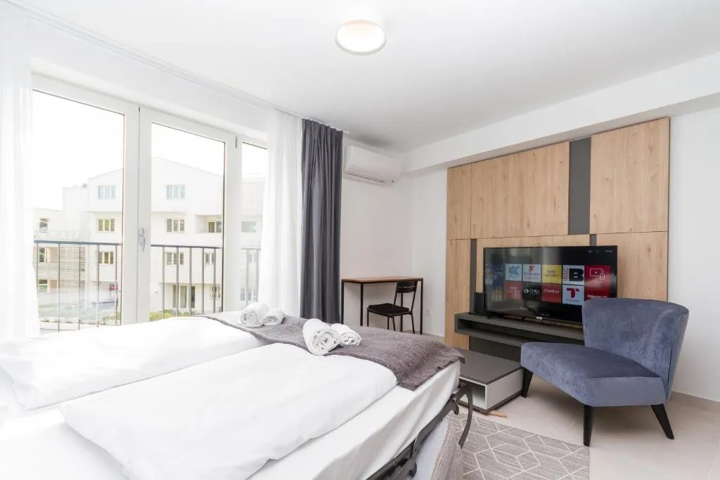 One-Bedroom Apartment in Umag for Up to 4 Guests
