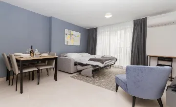 One-Bedroom Apartment in Umag for Up to 4 Guests