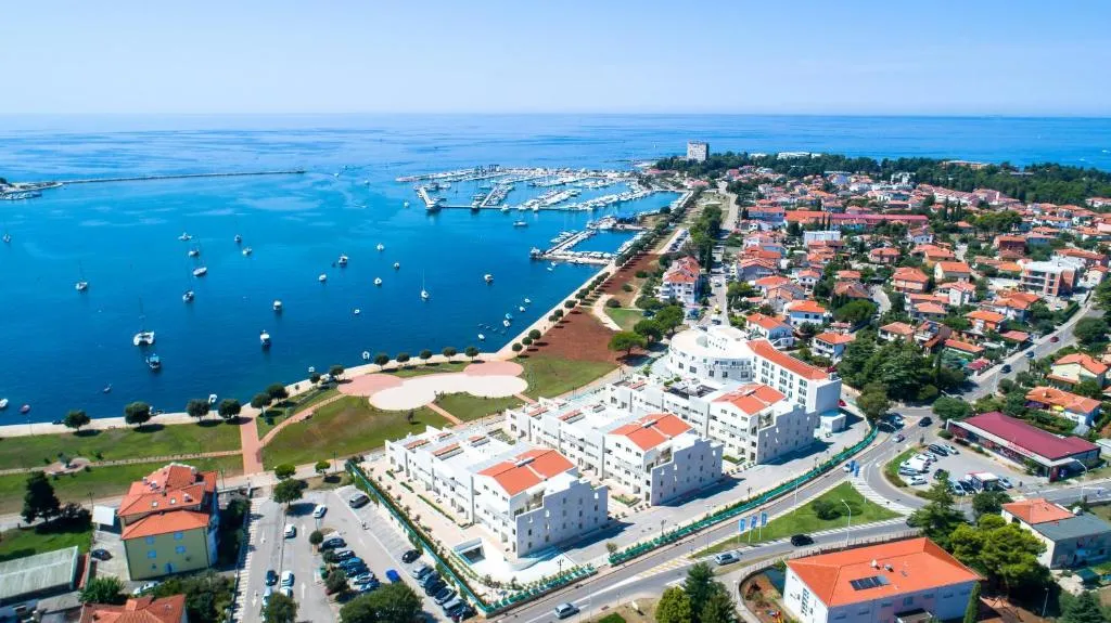 One-Bedroom Apartment in Umag for Up to 4 Guests